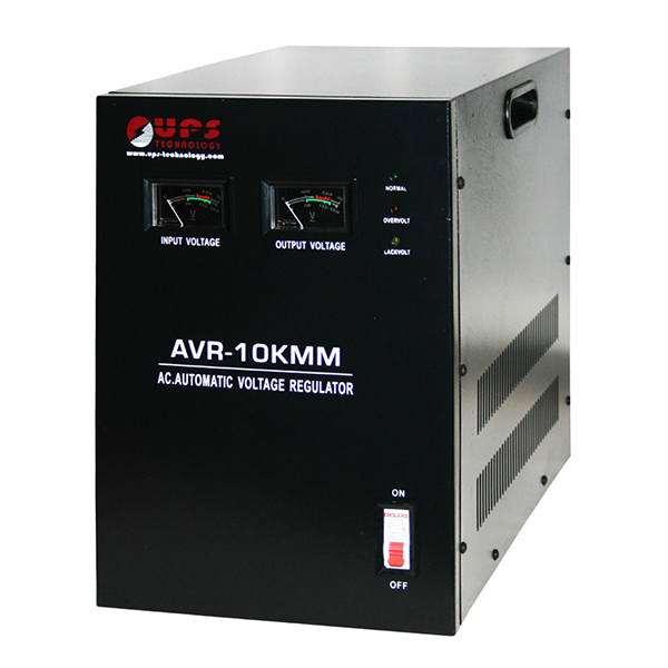 Régulateur ou stabilisateur de tension électrique de qualité Innova model  AB- de puissance 1000 Va - Bon Comptoir